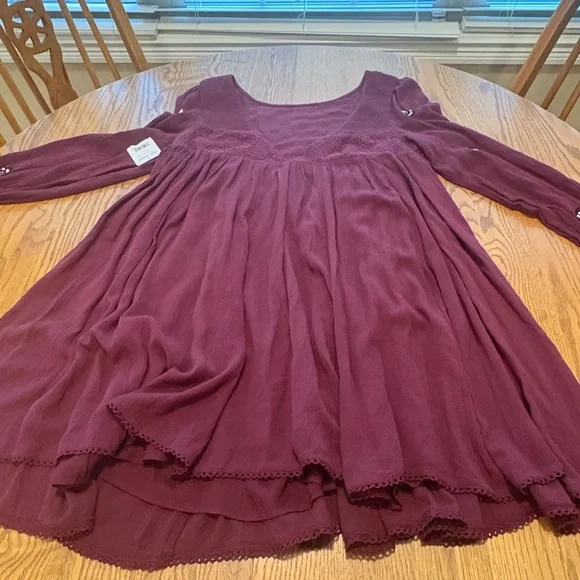 NEW! NWT Free People Mohave Embroidered Burgundy Mini Dress Size M Low V Back - Picture 8 of 9